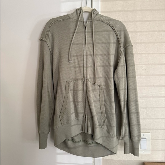 American Eagle Outfitters Sweaters - American Eagle Outfitters Olive Zip-Up Sweater
